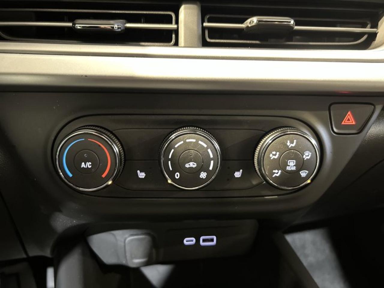 2024 Chevrolet Trax 1RS | Remote Start | Heated Seats | Heated Steering Wheel Photo