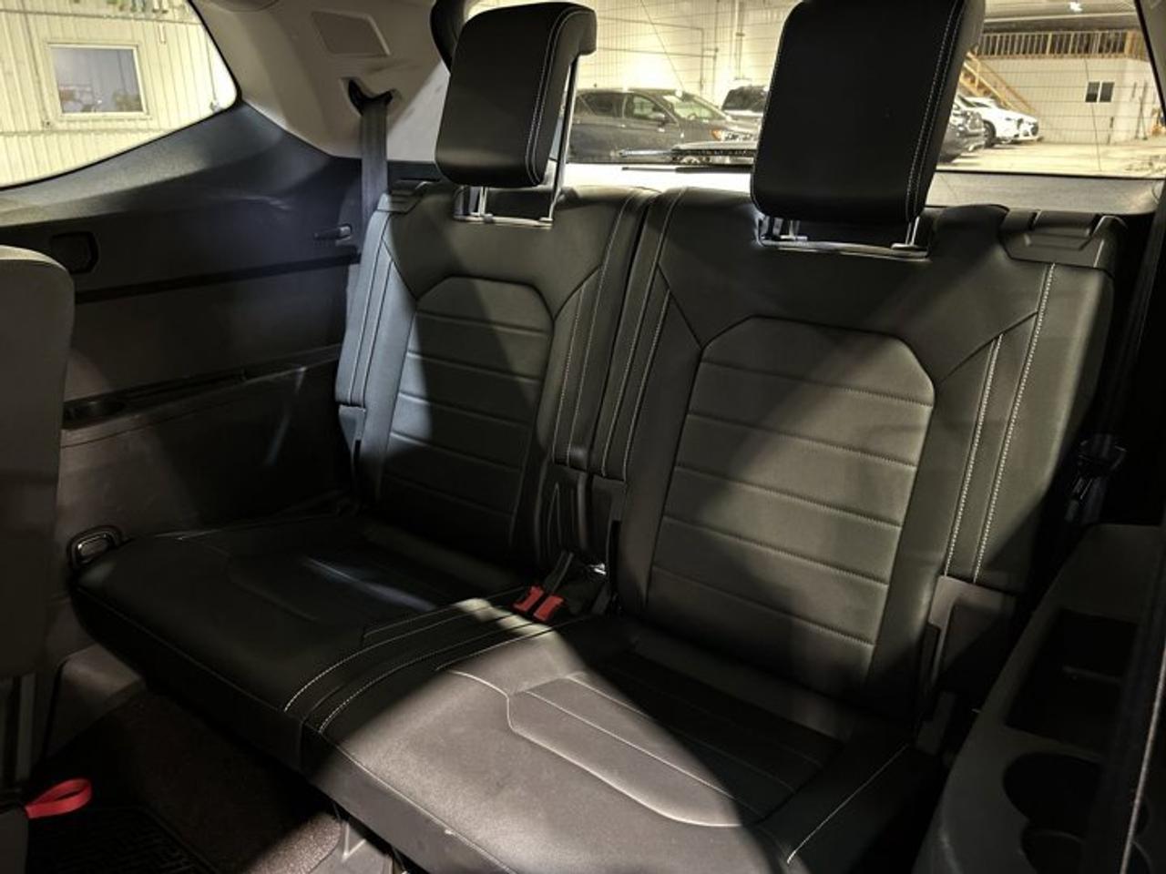 2021 Volkswagen Atlas Execline 4MOTION | One owner | Accident free Photo