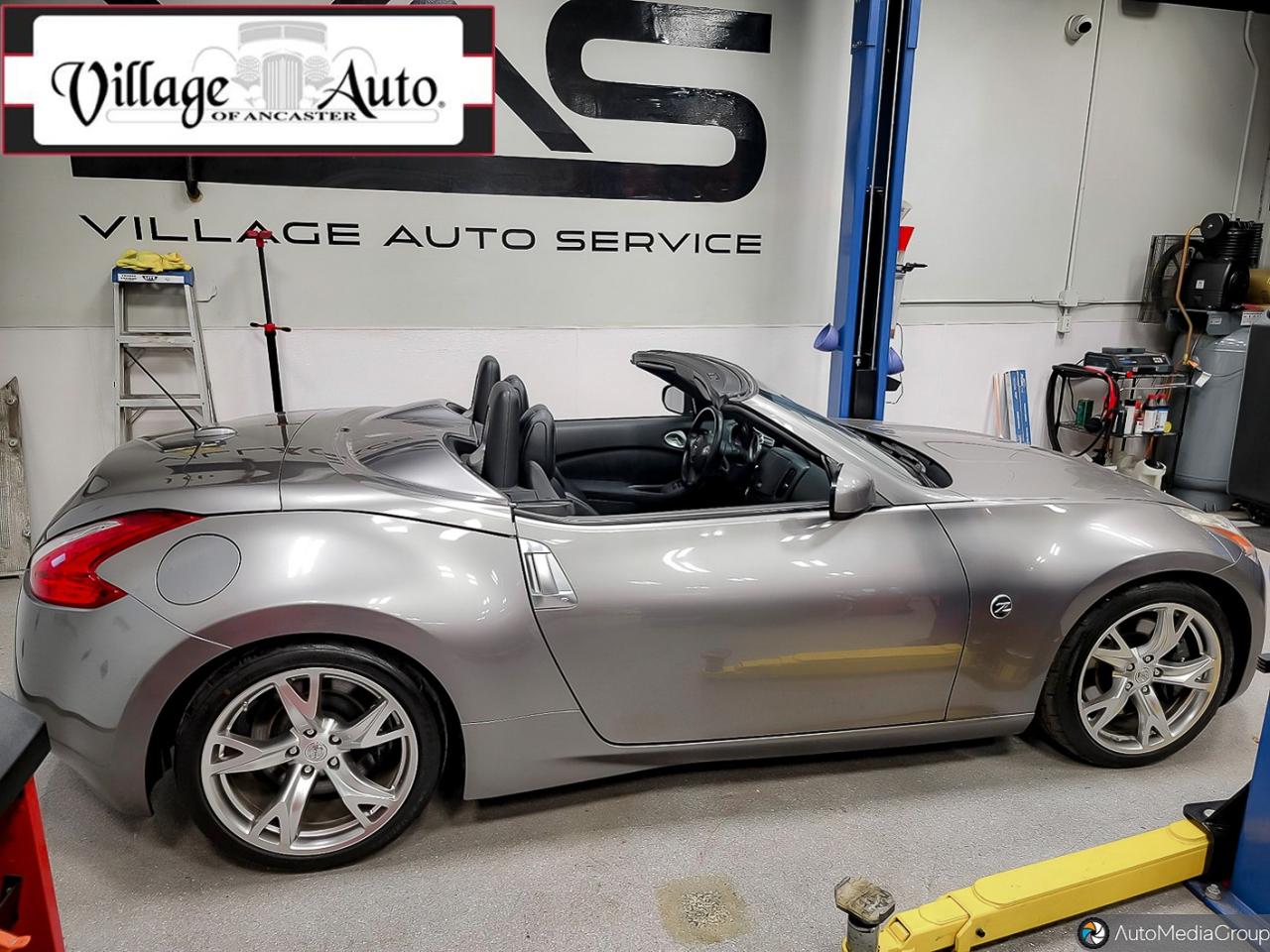 2010 Nissan 370Z 2dr Roadster Auto Touring - Photo #9