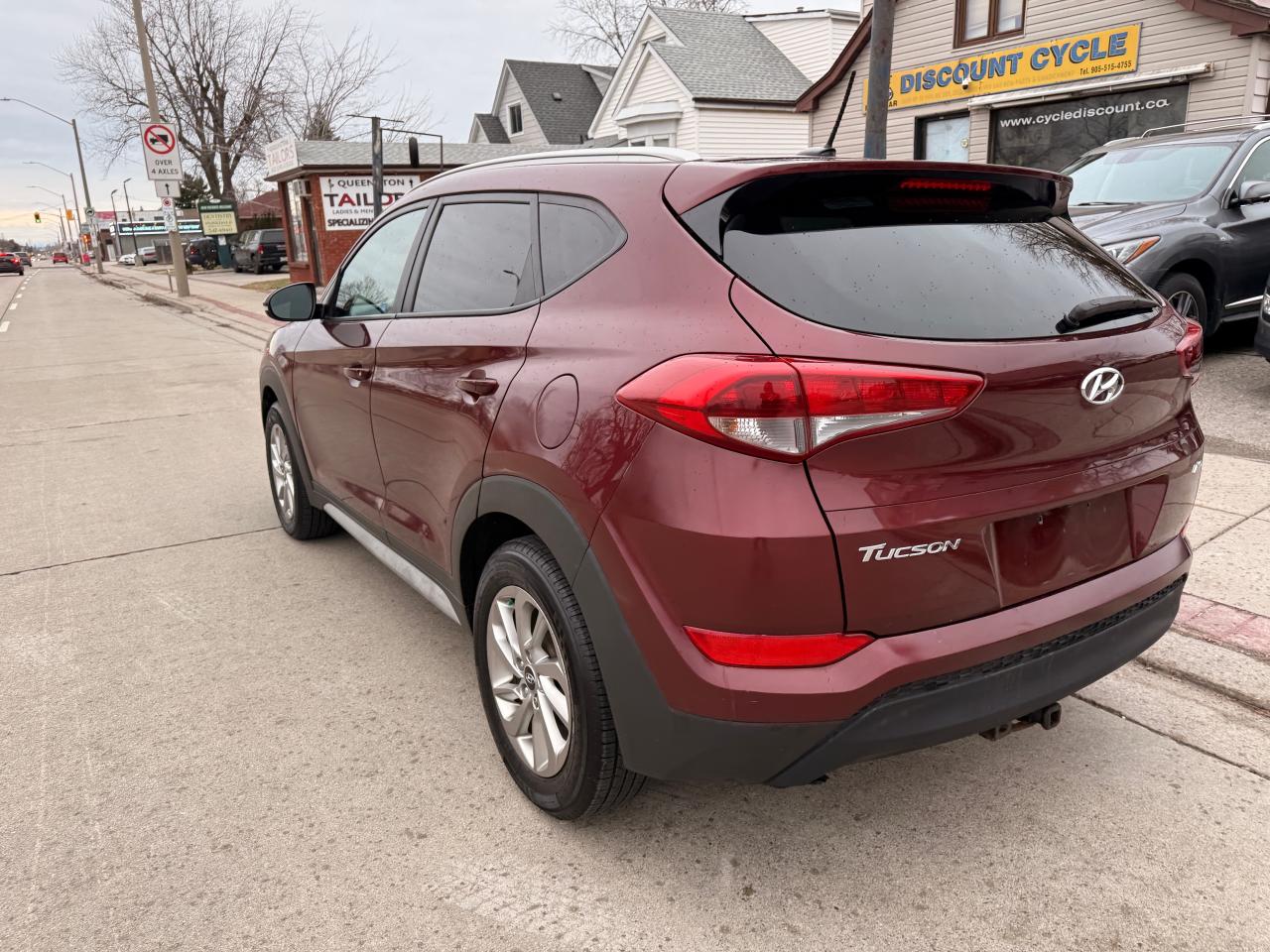 2017 Hyundai Tucson AWD 4DR 2.0L PREMIUM Photo