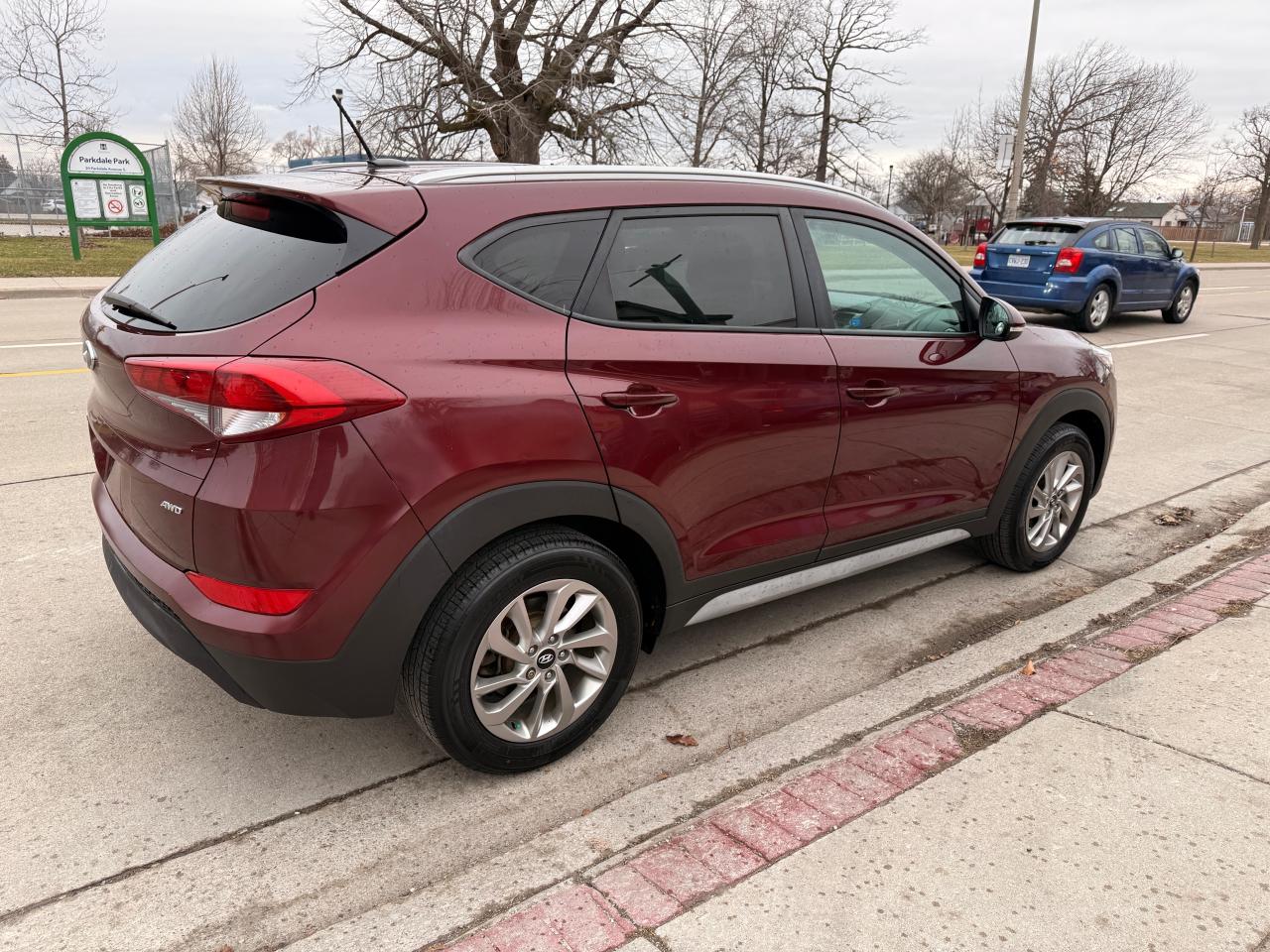 2017 Hyundai Tucson AWD 4DR 2.0L PREMIUM Photo