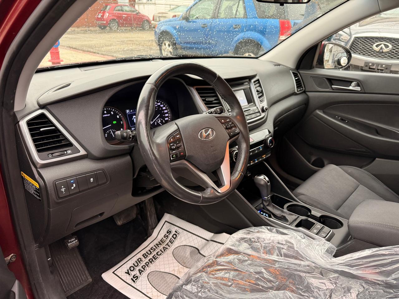 2017 Hyundai Tucson AWD 4DR 2.0L PREMIUM Photo