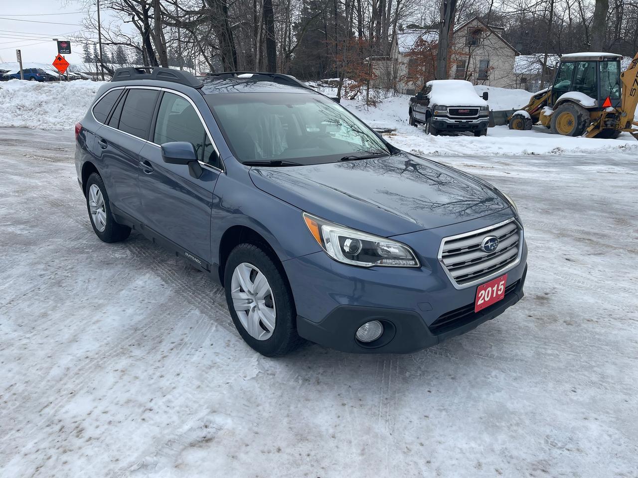 2015 Subaru Outback 2.5i - Photo #1