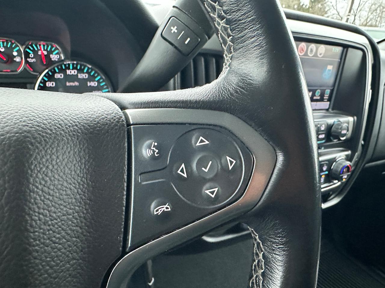 2018 Chevrolet Silverado 1500 LT 4x4 CrewCab 5.3L Heated Cloth 6Pass XM CarPlay Photo