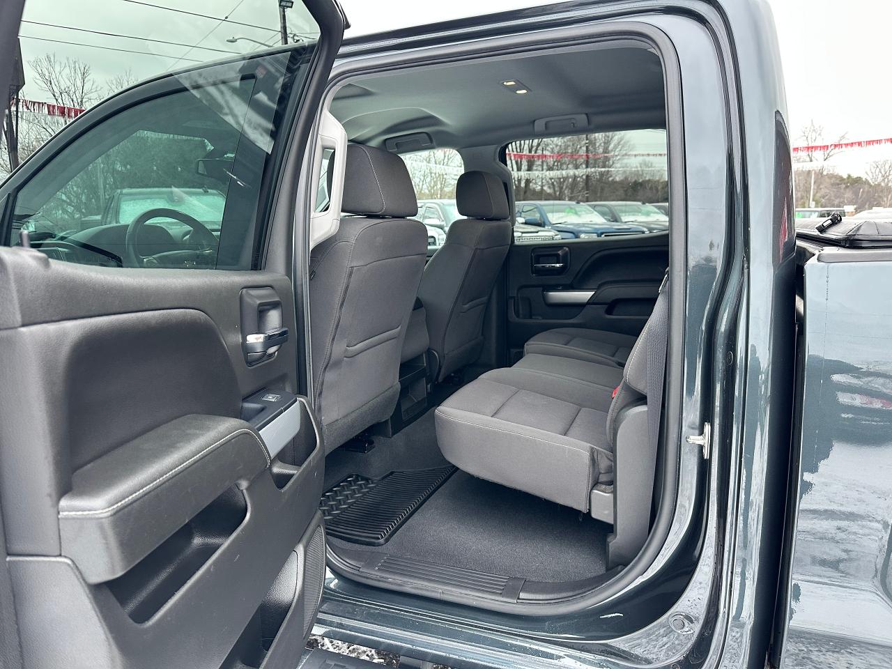 2018 Chevrolet Silverado 1500 LT 4x4 CrewCab 5.3L Heated Cloth 6Pass XM CarPlay Photo