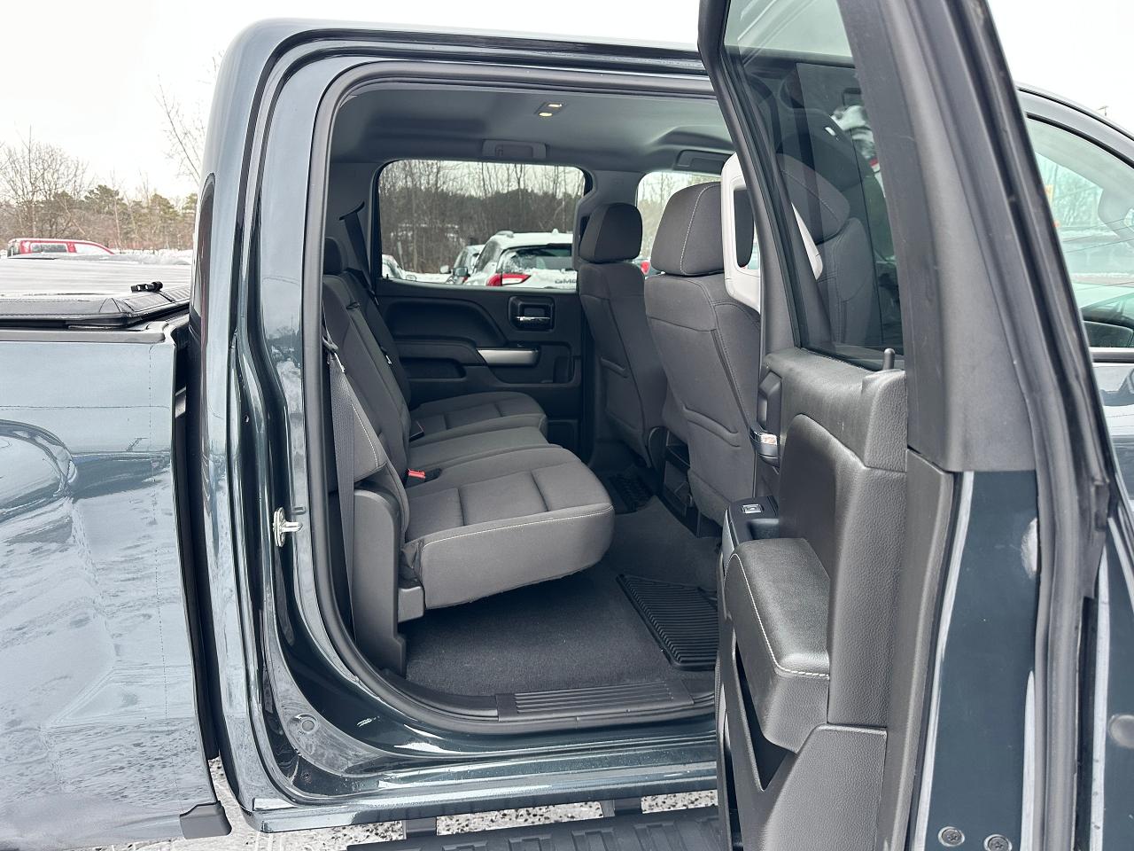 2018 Chevrolet Silverado 1500 LT 4x4 CrewCab 5.3L Heated Cloth 6Pass XM CarPlay Photo