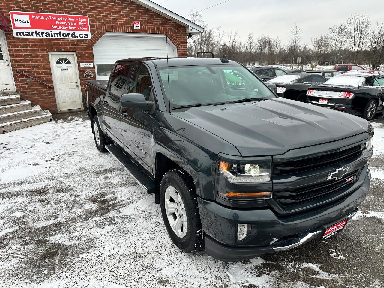 2018 Chevrolet Silverado 1500 LT 4x4 CrewCab 5.3L Heated Cloth 6Pass XM CarPlay Photo