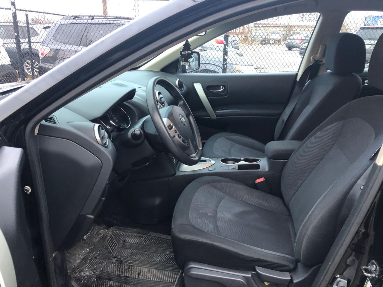 2013 Nissan Rogue S CERTIFIED WITH 3 YEARS WARRANTY INCLUDED. Photo