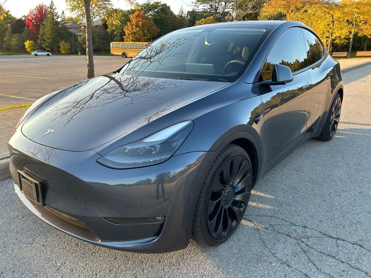 2022 Tesla Model Y Performance AWD Photo1