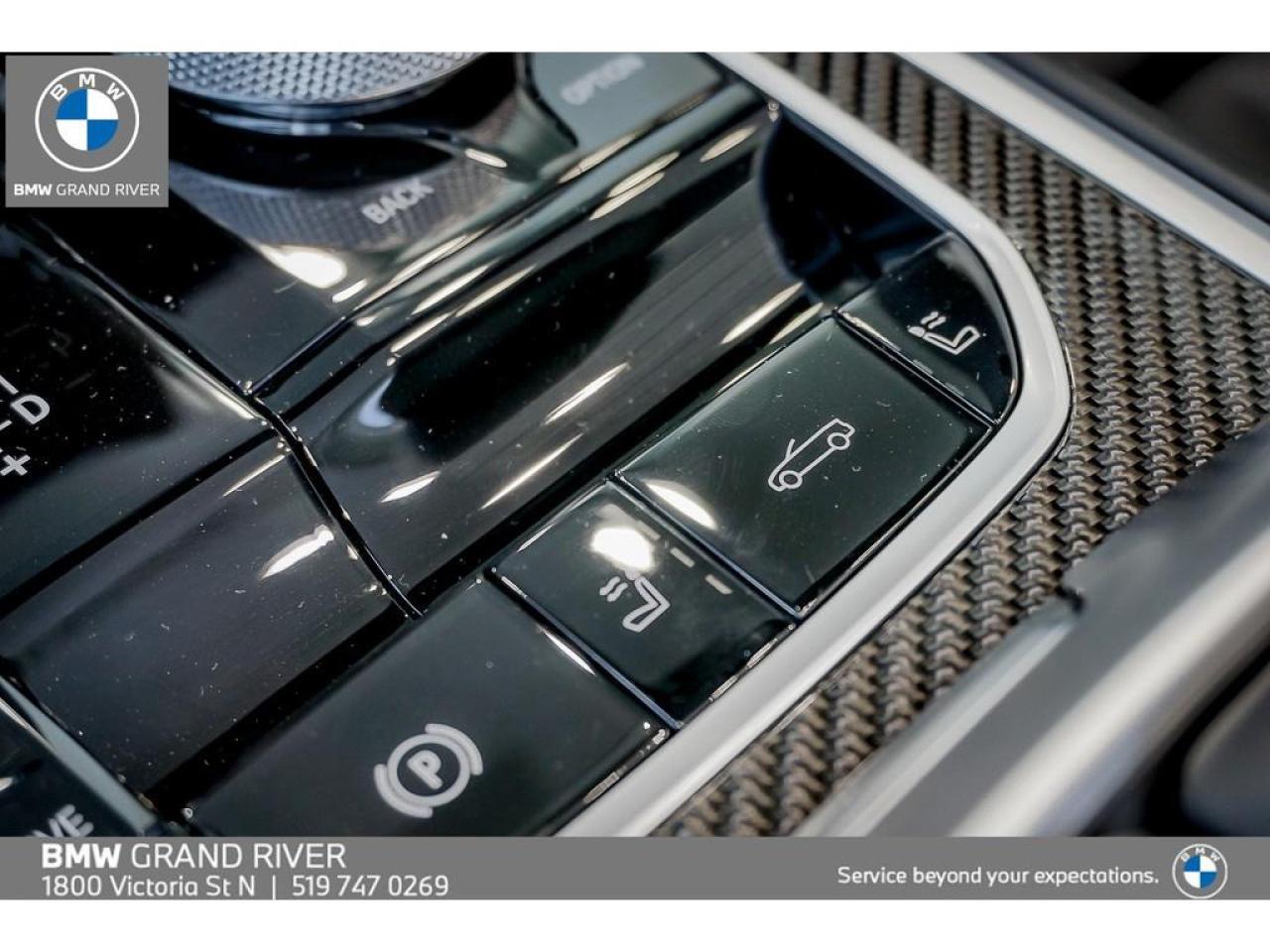 2026 BMW M850 i xDrive 2dr All-Wheel Drive Cabriolet Photo