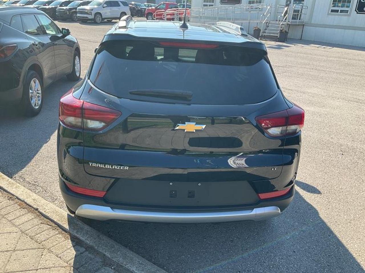 2023 Chevrolet TrailBlazer LT Photo