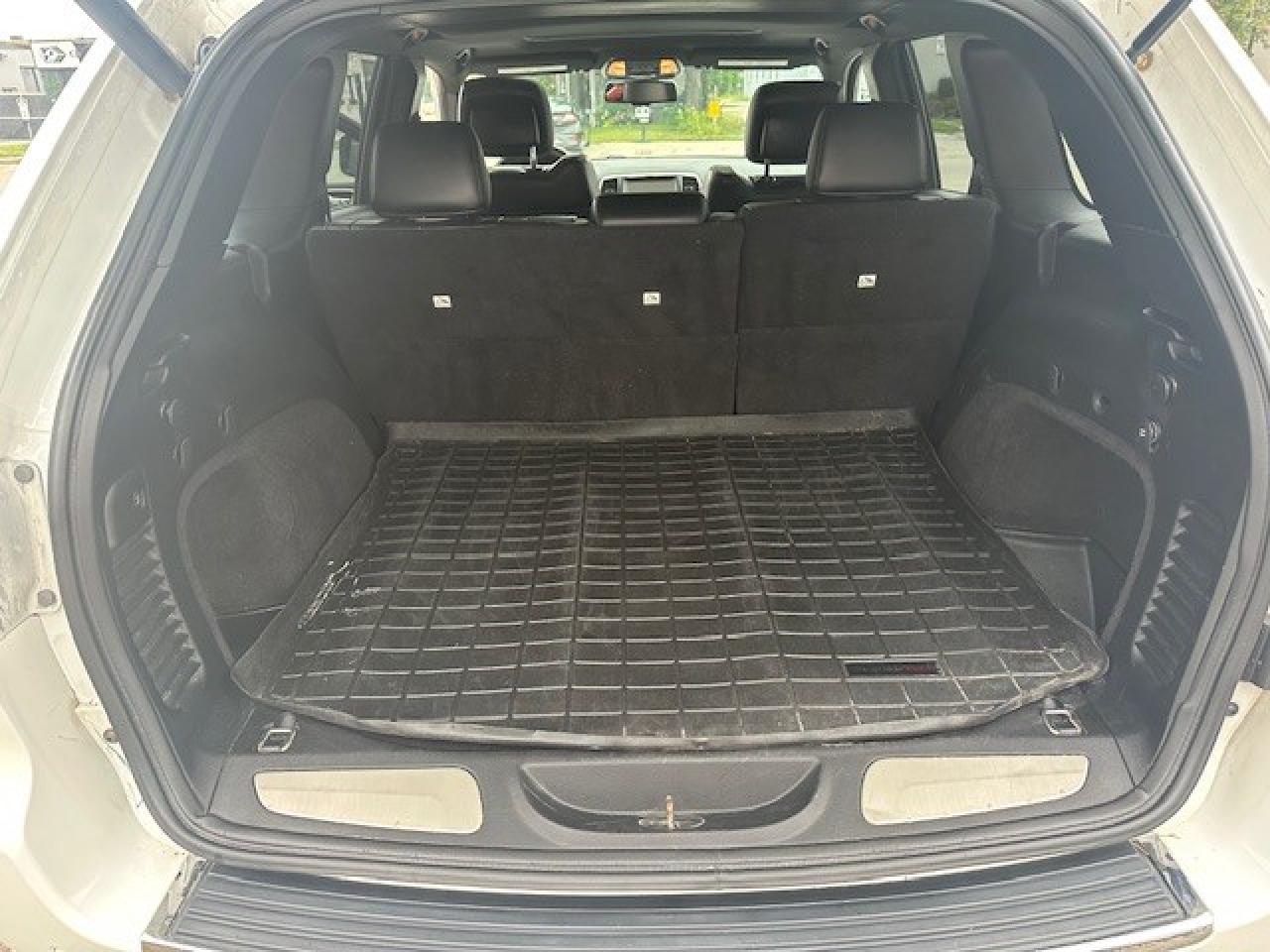 2015 Jeep Grand Cherokee Limited 4dr 4x4 Photo