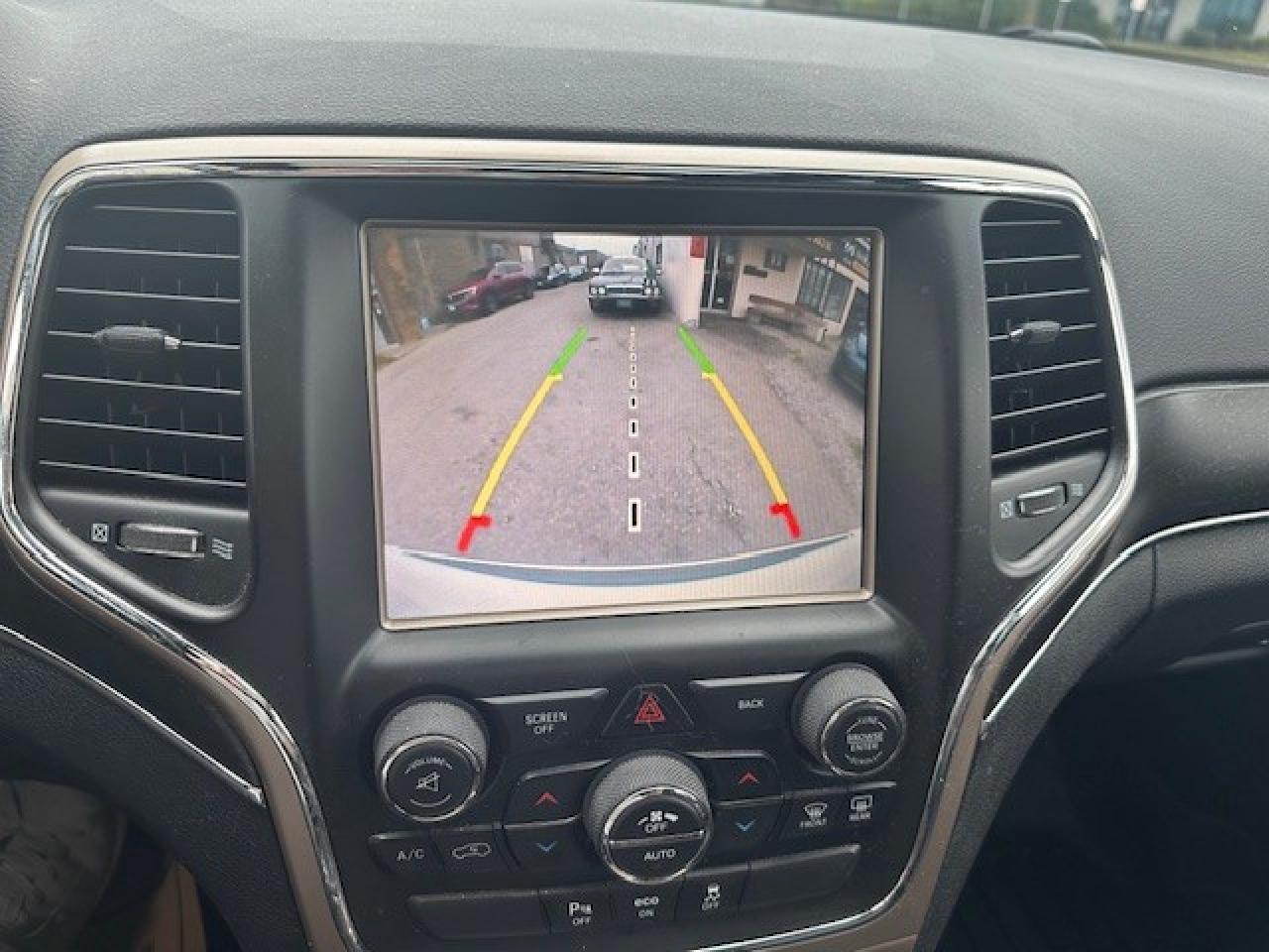 2015 Jeep Grand Cherokee Limited 4dr 4x4 Photo