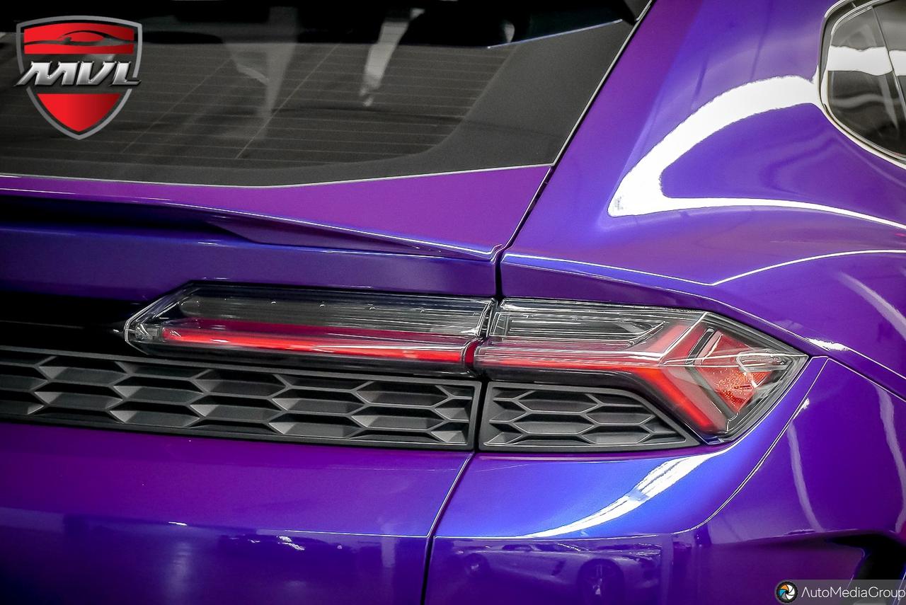 2025 Lamborghini Urus  Photo