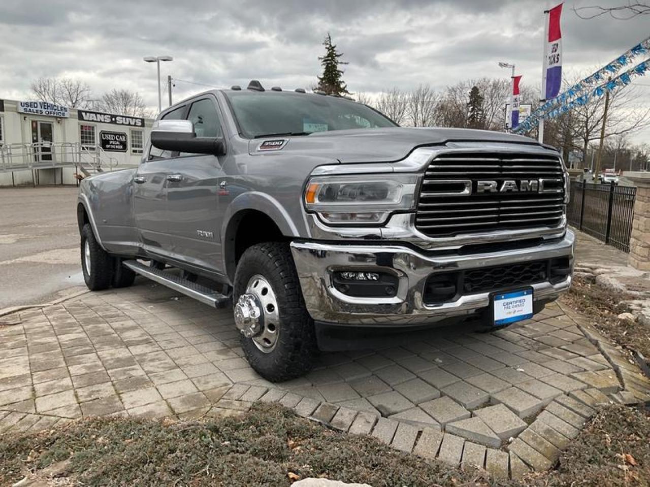 2022 RAM 3500 Laramie Photo