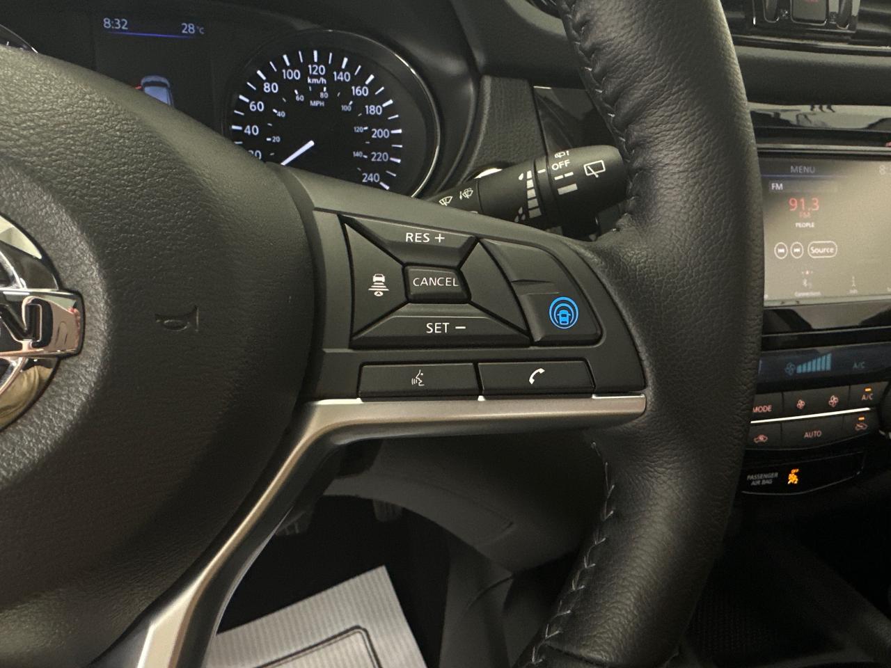 2023 Nissan Qashqai SV 4dr All-wheel Drive Photo