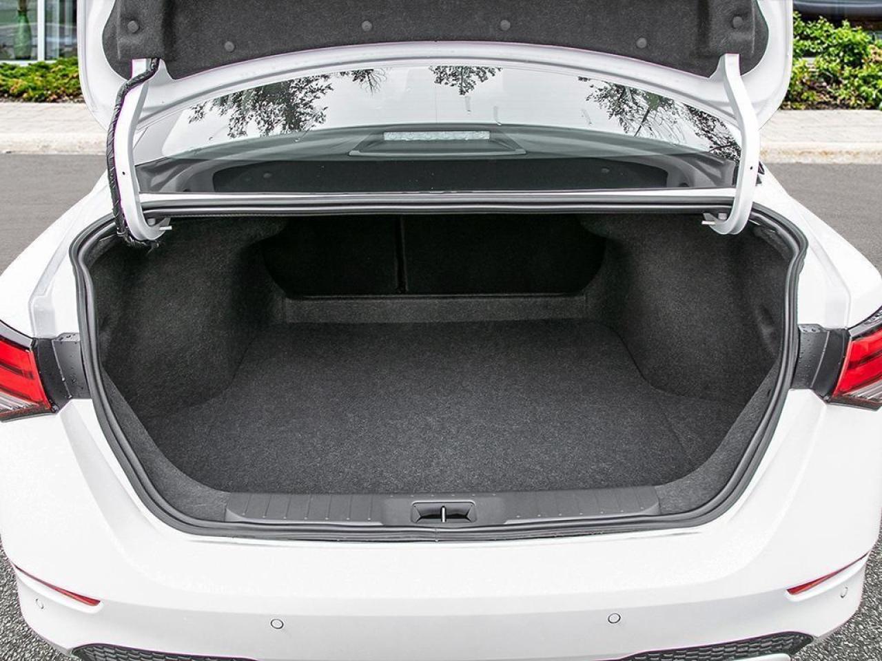 2025 Nissan Sentra SV 4DR SEDAN Photo