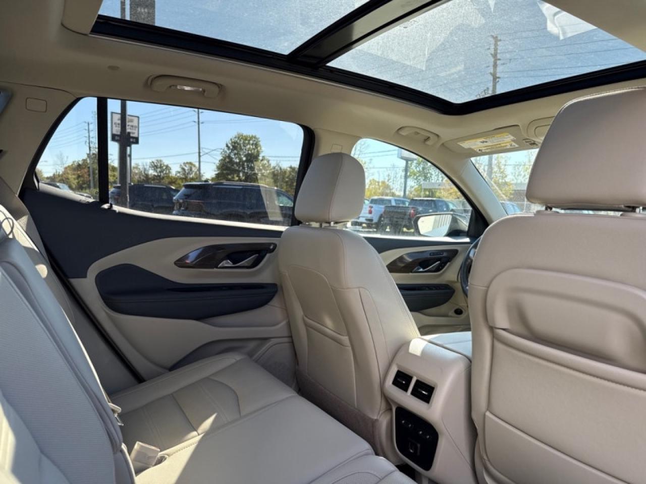 2022 GMC Terrain Denali Photo