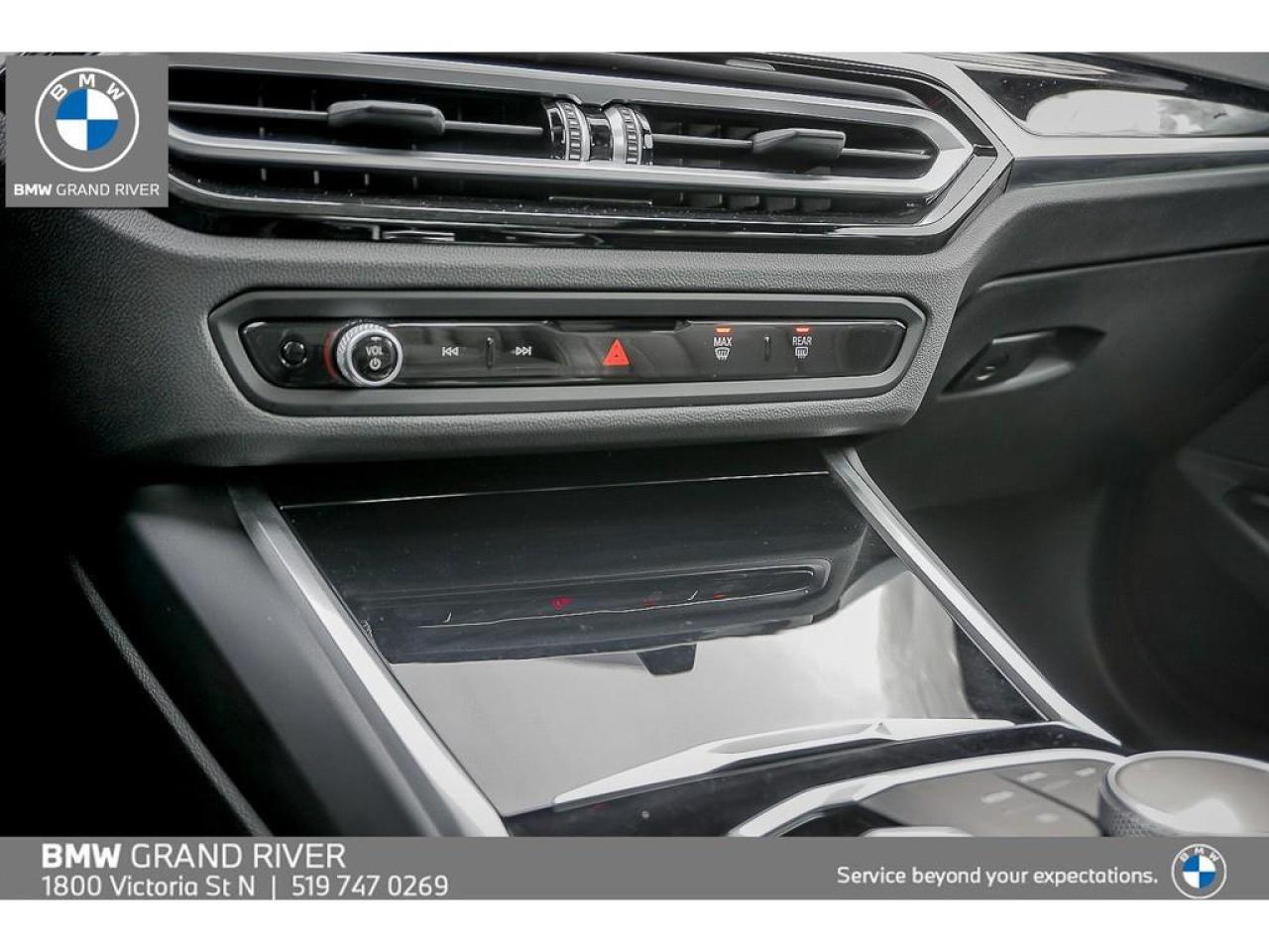 2024 BMW 330 i xDrive 4dr All-Wheel Drive Sedan Photo