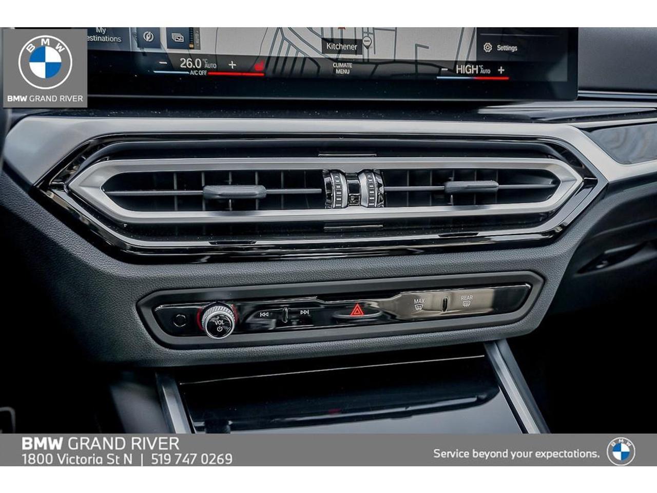 2024 BMW 330 i xDrive 4dr All-Wheel Drive Sedan Photo