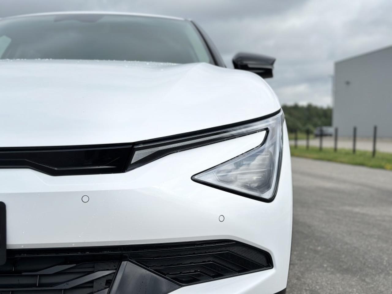 2025 Kia EV6 W/PREMIUM PKG Photo