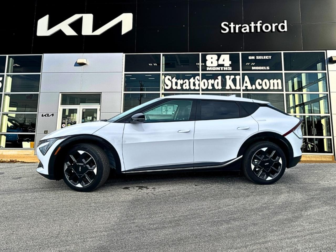 2025 Kia EV6 W/PREMIUM PKG Photo4