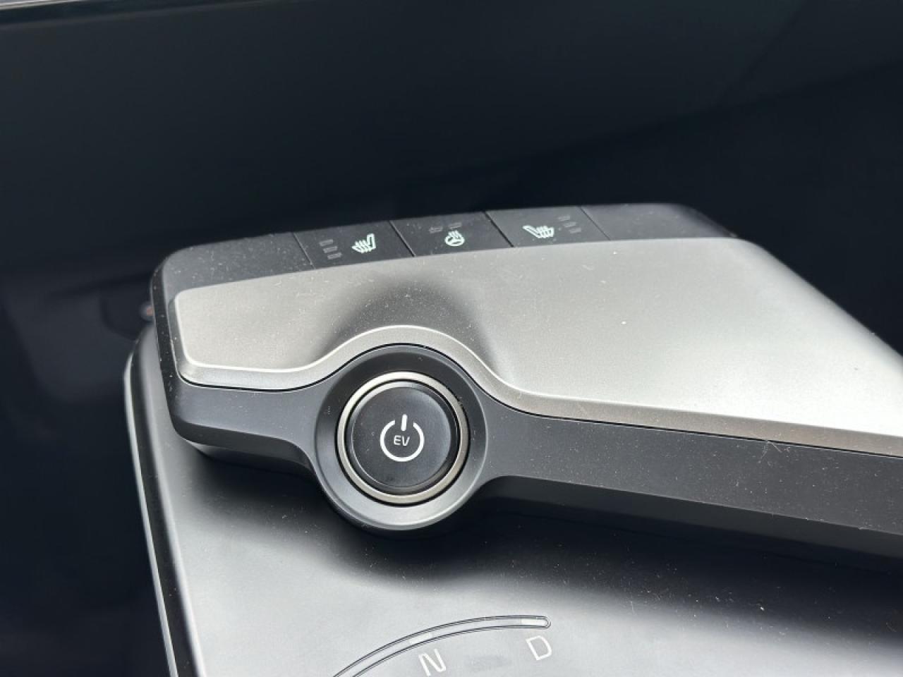 2025 Kia EV6 W/PREMIUM PKG Photo