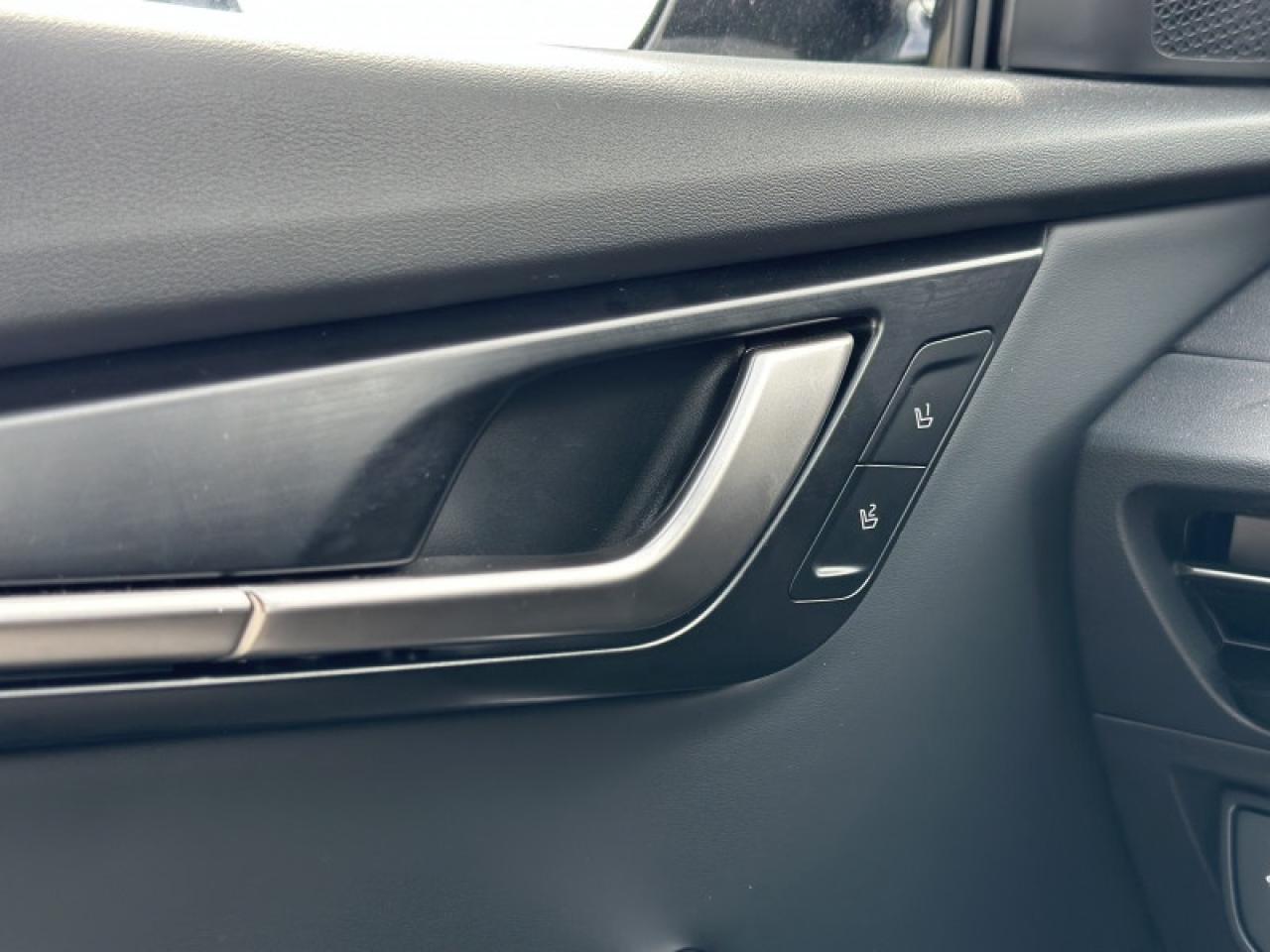 2025 Kia EV6 W/PREMIUM PKG Photo