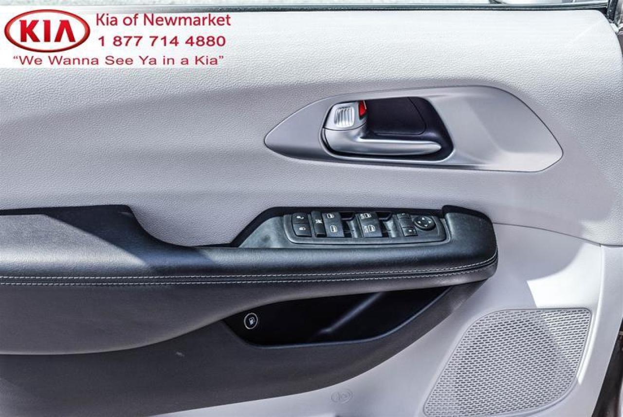 2018 Chrysler Pacifica Touring Plus Passenger Van Photo