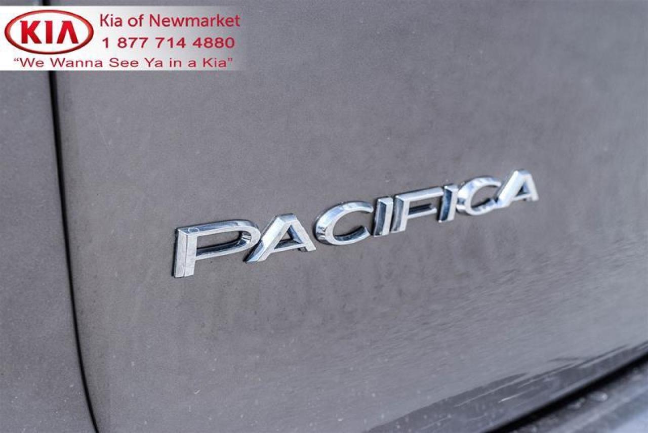 2018 Chrysler Pacifica Touring Plus Passenger Van Photo