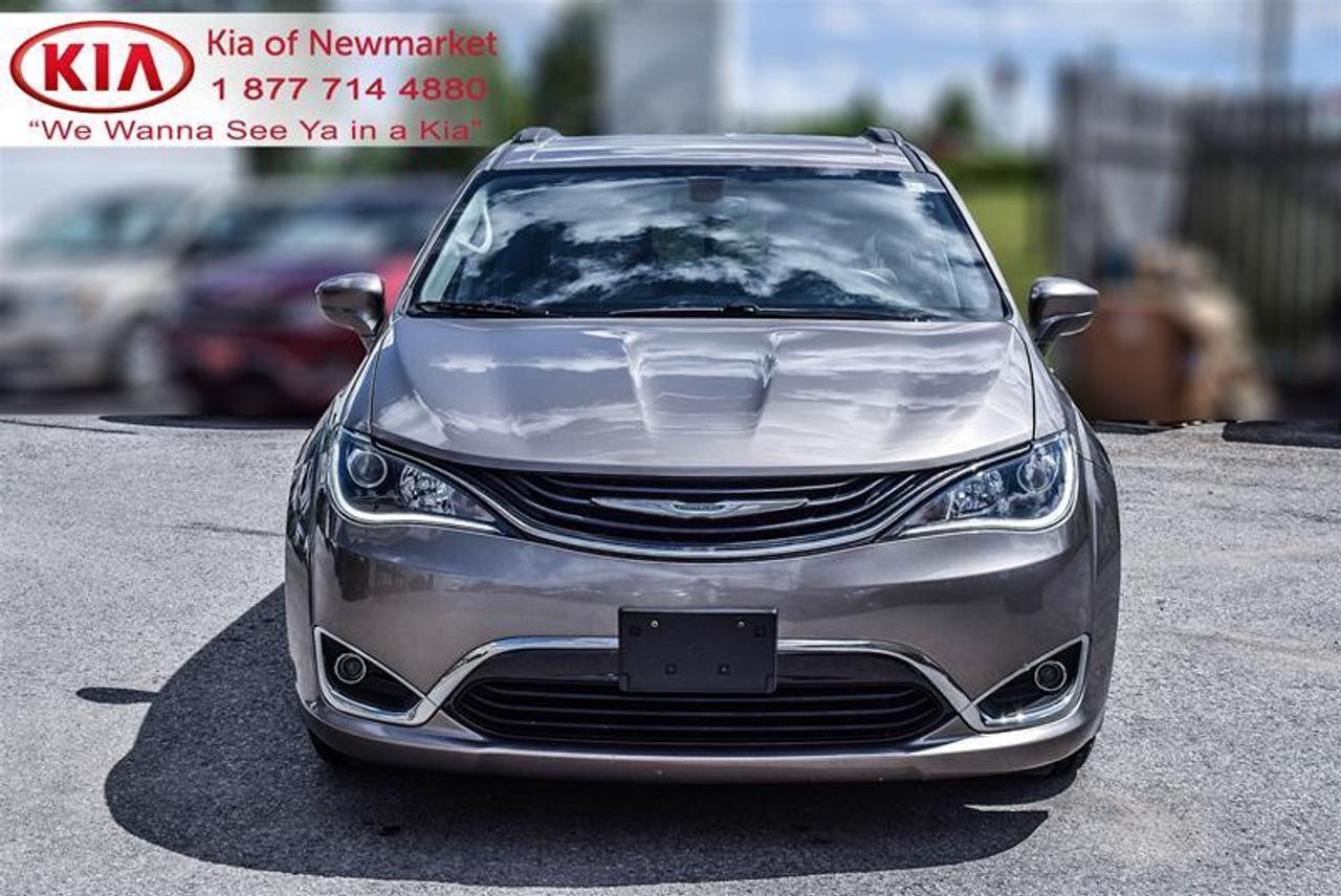 2018 Chrysler Pacifica Touring Plus Passenger Van Photo1