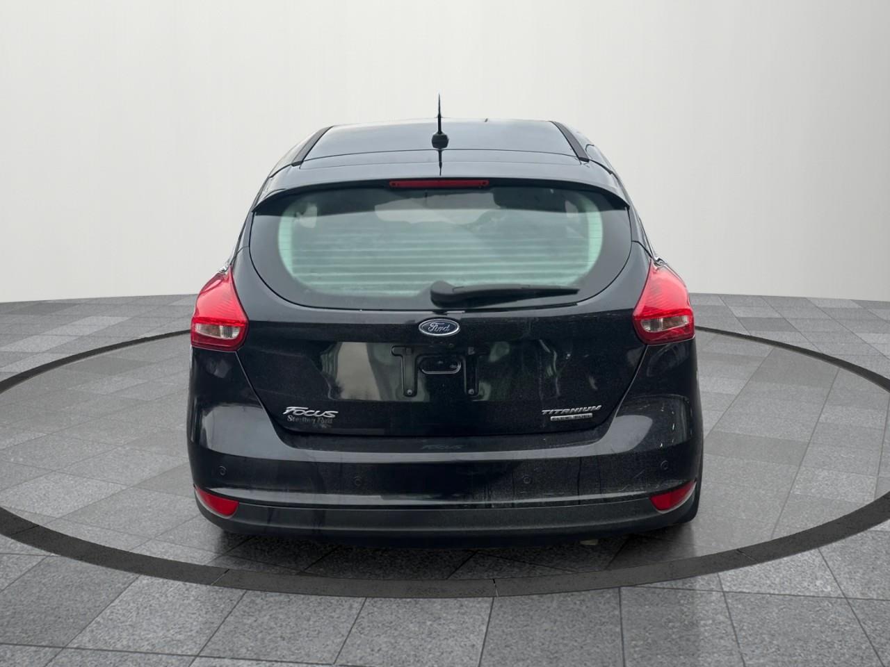 2016 Ford Focus Titanium 4dr Hatchback Photo