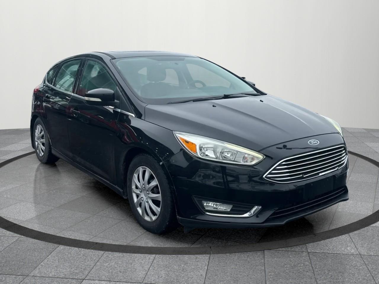 2016 Ford Focus Titanium 4dr Hatchback Photo
