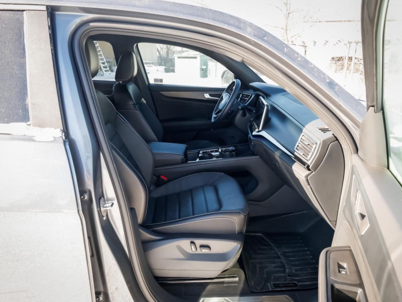 2024 Volkswagen Atlas Cross Sport Highline 2.0 TSI Photo