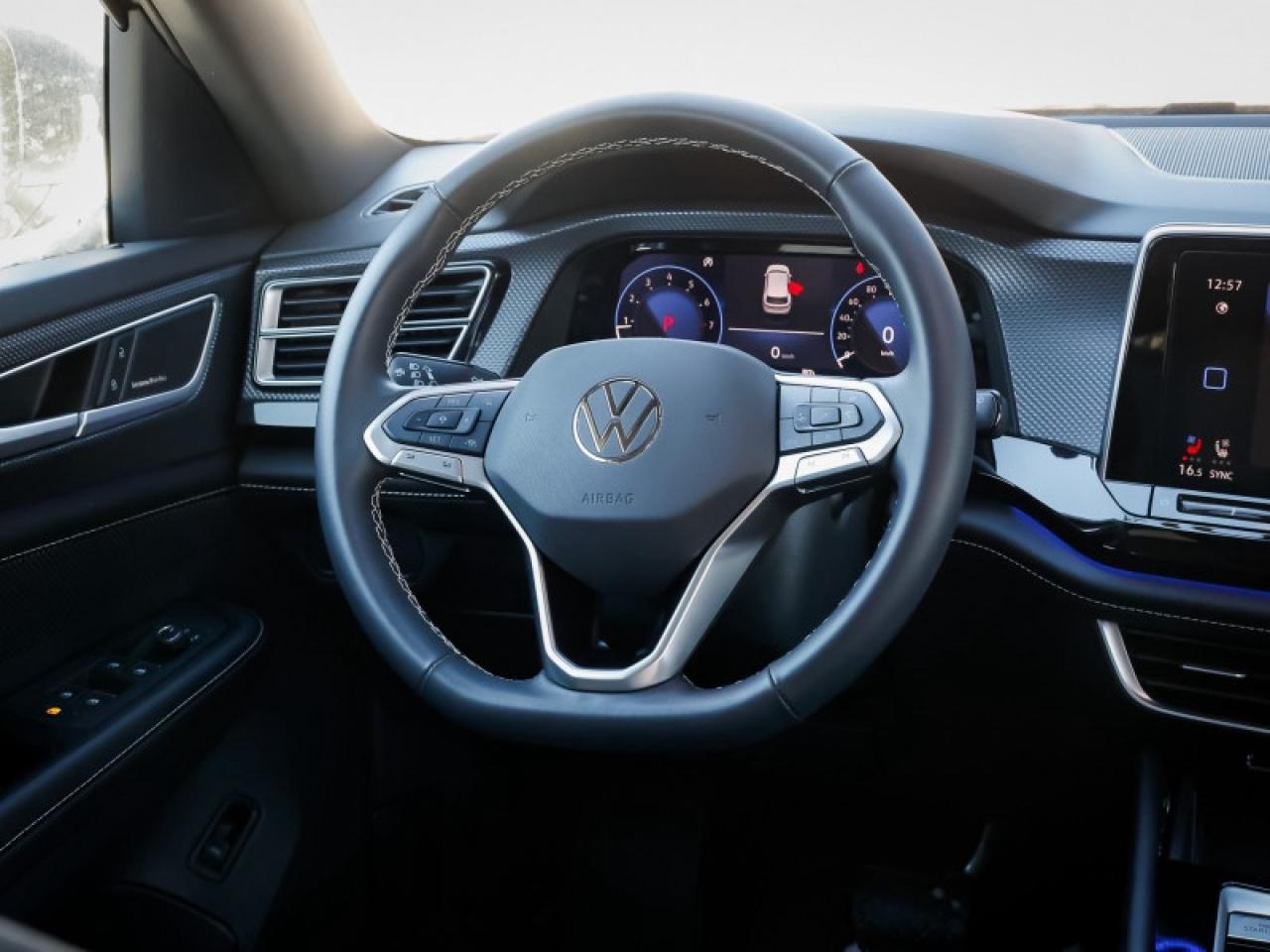 2024 Volkswagen Atlas Cross Sport Highline 2.0 TSI Photo