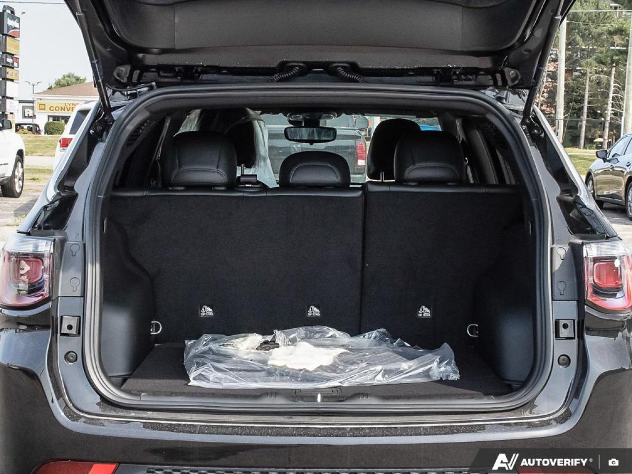 2025 Jeep Compass North 4dr 4x4 Photo