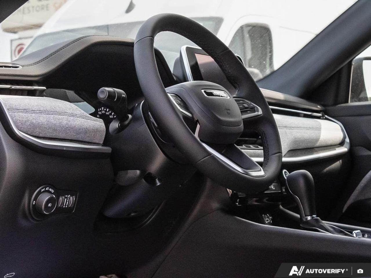 2025 Jeep Compass North 4dr 4x4 Photo