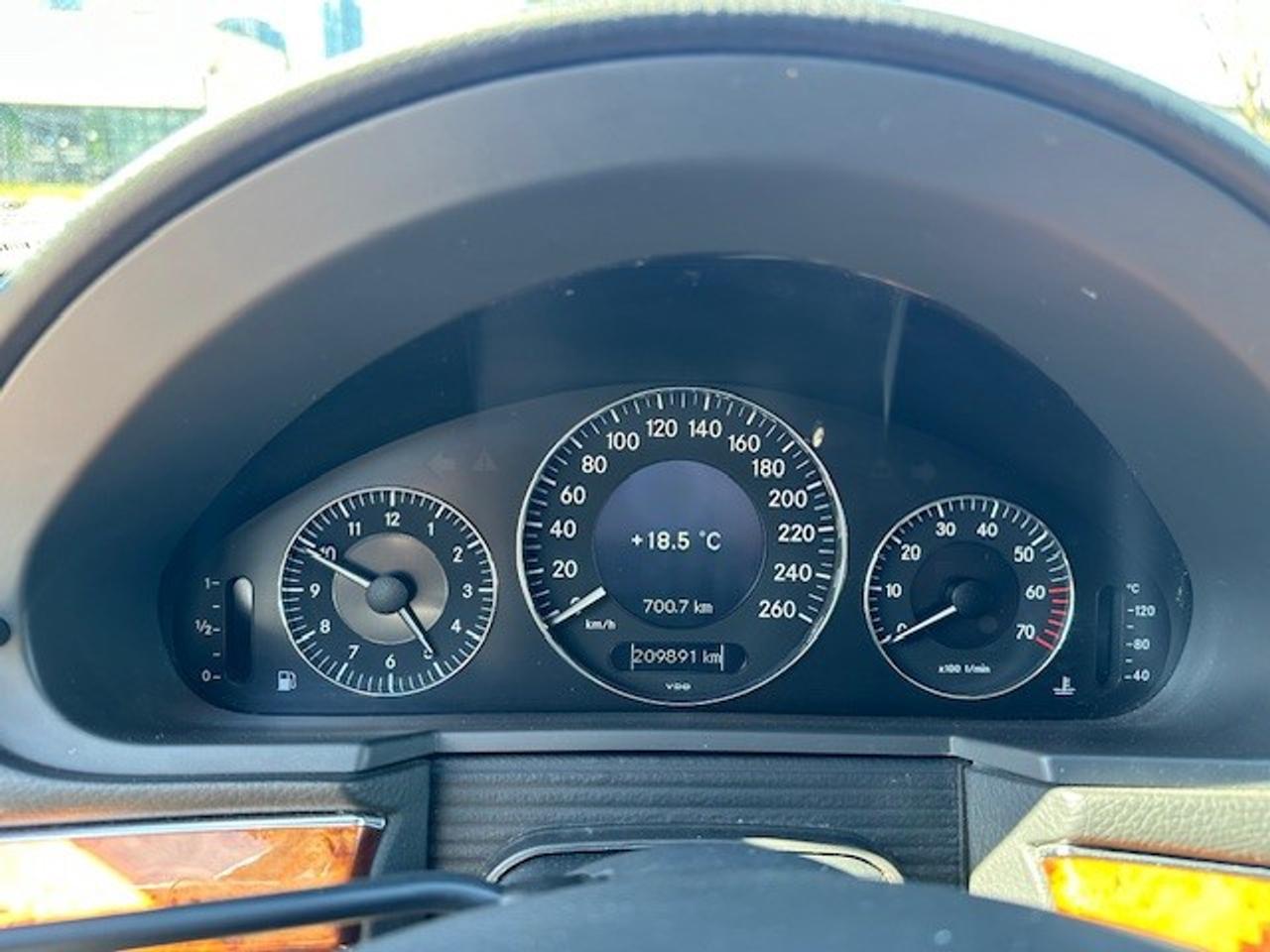 2004 Mercedes-Benz E-Class Base E 500 4dr All-wheel Drive Station Wagon Photo