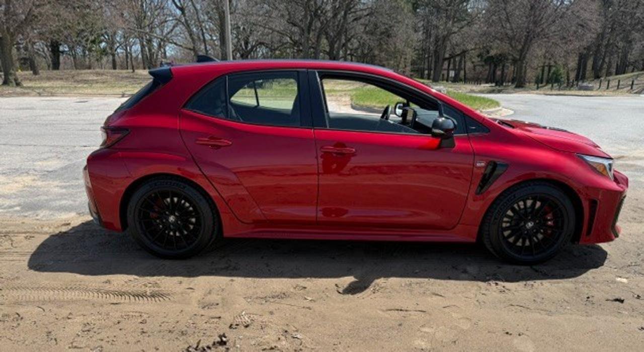2025 Toyota GR Corolla Base 5dr Hatchback Photo3