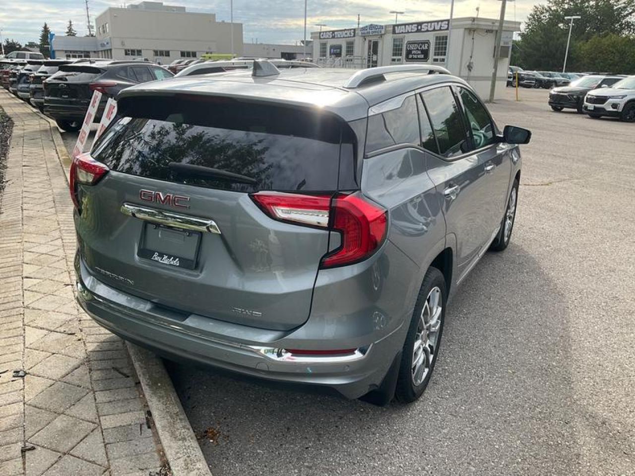 2024 GMC Terrain Denali Photo