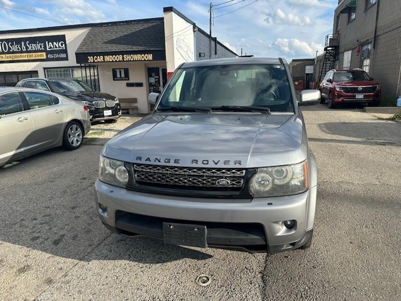 2013 Land Rover Range Rover Sport HSE 4dr 4x4 Photo