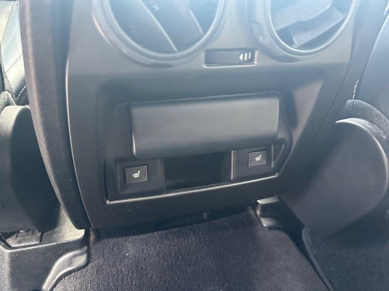 2013 Land Rover Range Rover Sport HSE 4dr 4x4 Photo