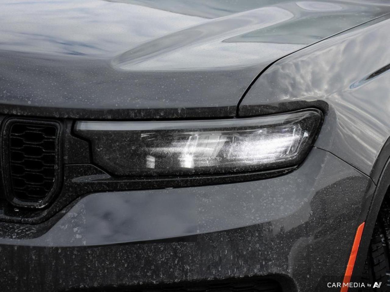 2025 Jeep Grand Cherokee Laredo 4dr 4x4 Photo