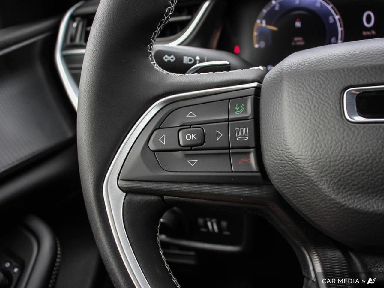 2025 Jeep Grand Cherokee Laredo 4dr 4x4 Photo