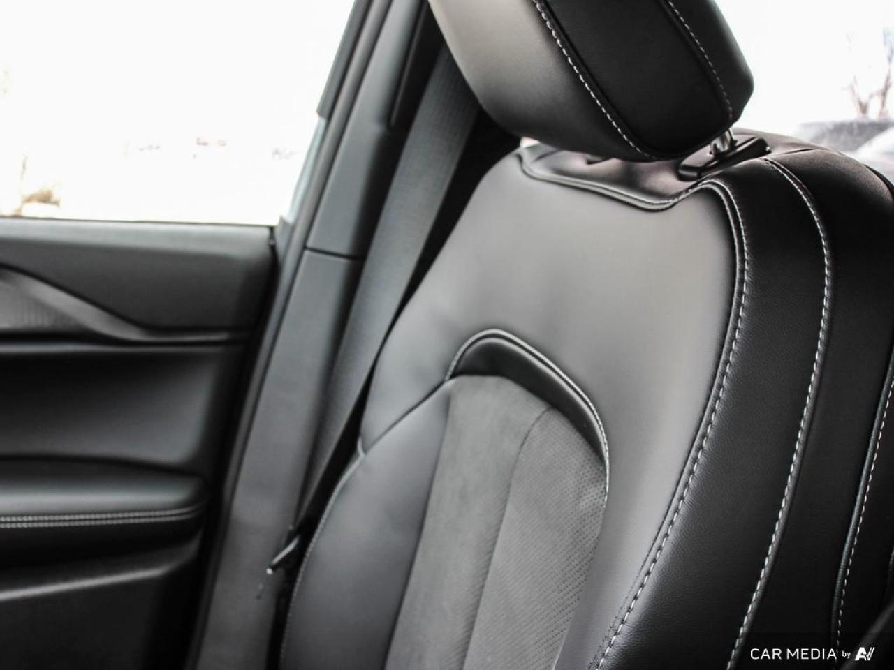 2025 Jeep Grand Cherokee Laredo 4dr 4x4 Photo