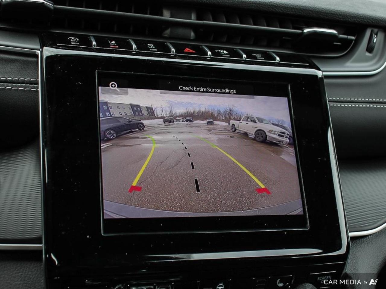 2025 Jeep Grand Cherokee Laredo 4dr 4x4 Photo