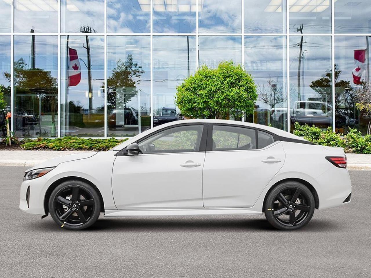 2025 Nissan Sentra SR 4dr Sedan Photo2