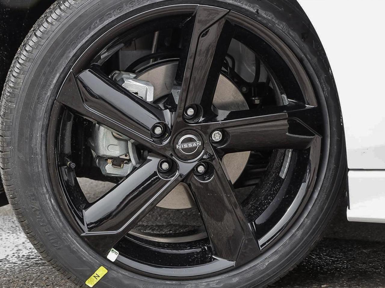 2025 Nissan Sentra SR 4dr Sedan Photo