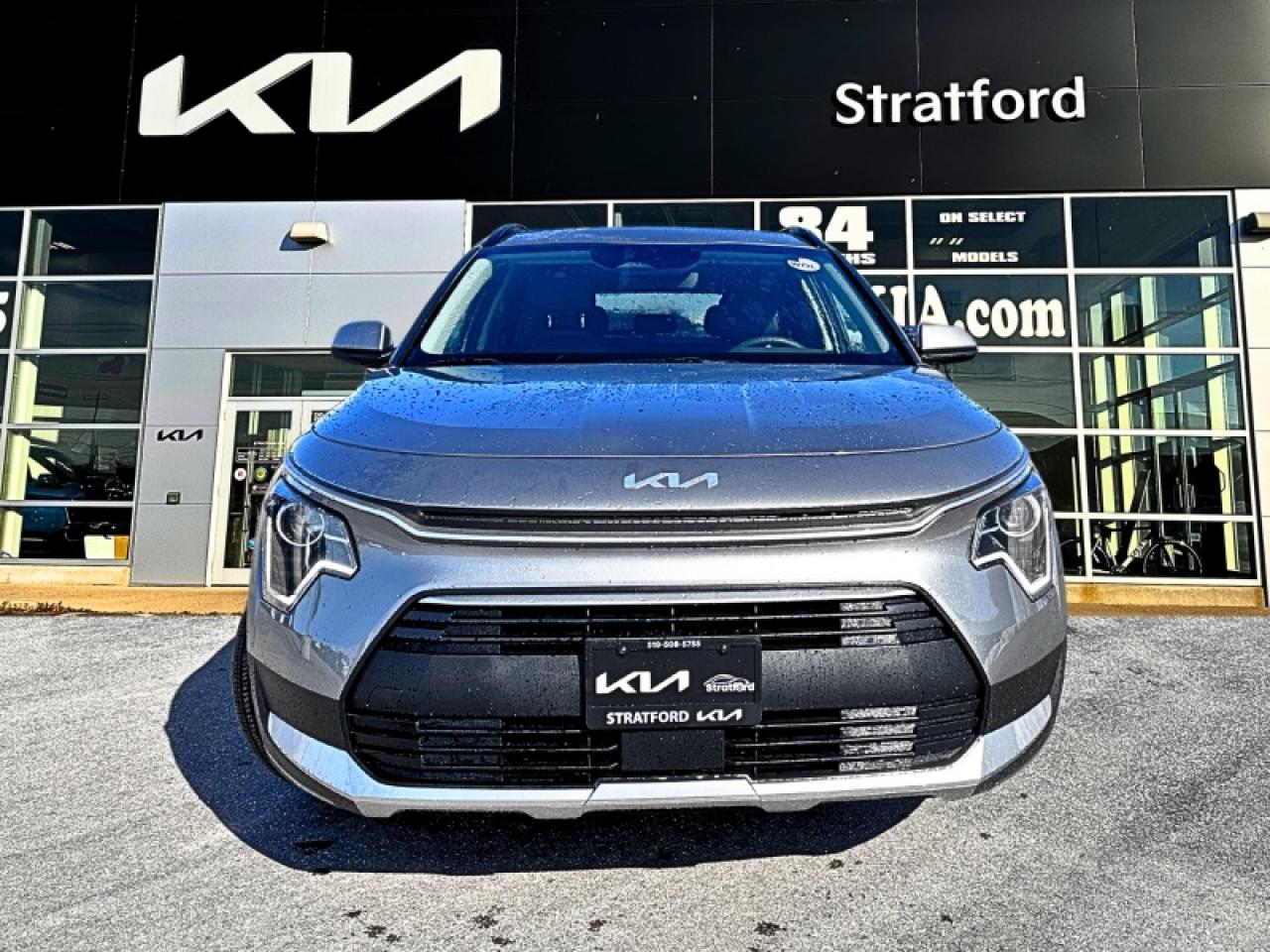 2025 Kia Niro Plug-In Hybrid EX Photo