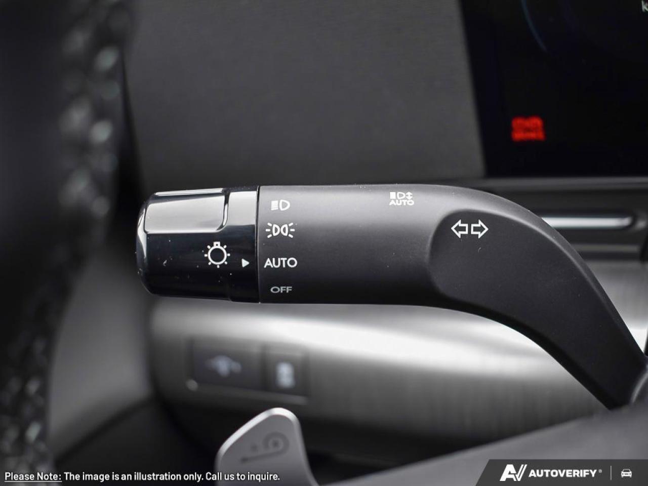 2025 Hyundai KONA electric Preferred w/Ultimate Package Two-Tone 4dr Front-Wheel Drive Photo